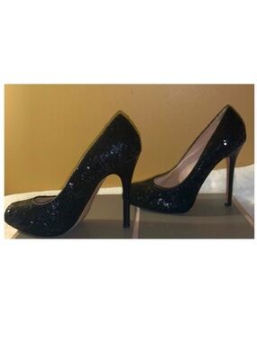 🦋 Dolce Vita Black Heels with Sparkly Sequins, 5” High Stiletto Heel 7